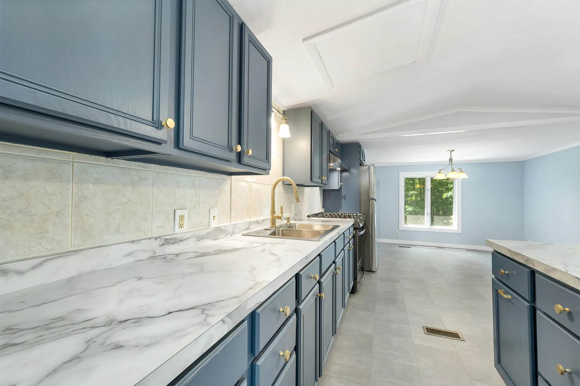 60 Pine Park Haverhill NH 03765