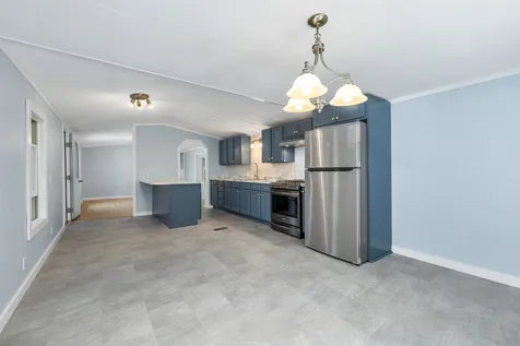 60 Pine Park Haverhill NH 03765