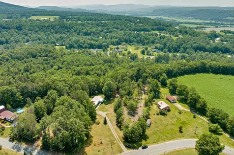 60 Pine Park Haverhill NH 03765
