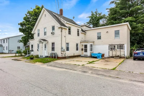 11 Cleveland Street Rochester NH 03867