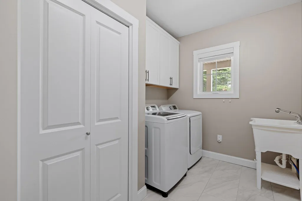 51 Lorden Road New Boston NH 03070