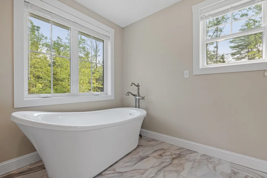 51 Lorden Road New Boston NH 03070