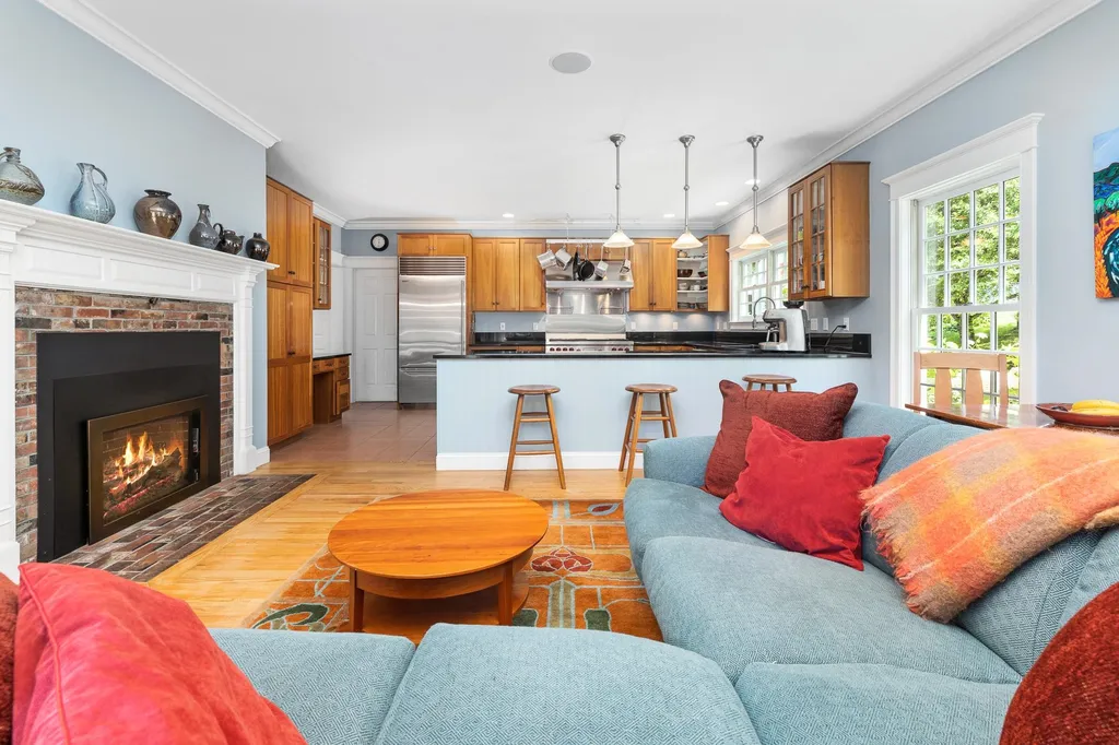 2564 Stage Road Pomfret VT 05067