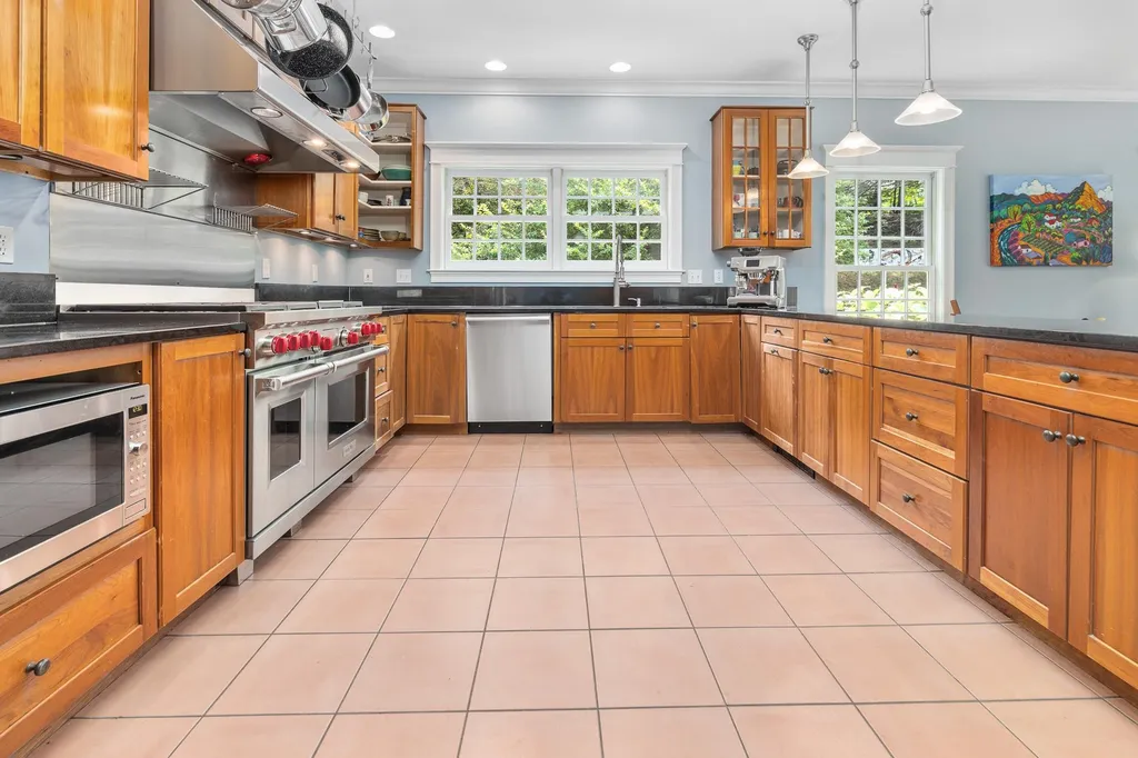 2564 Stage Road Pomfret VT 05067