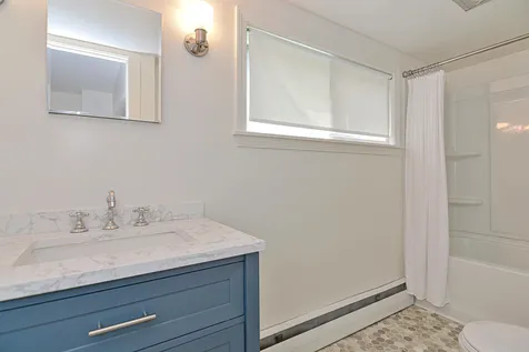 43 Granite Street Hooksett NH 03106