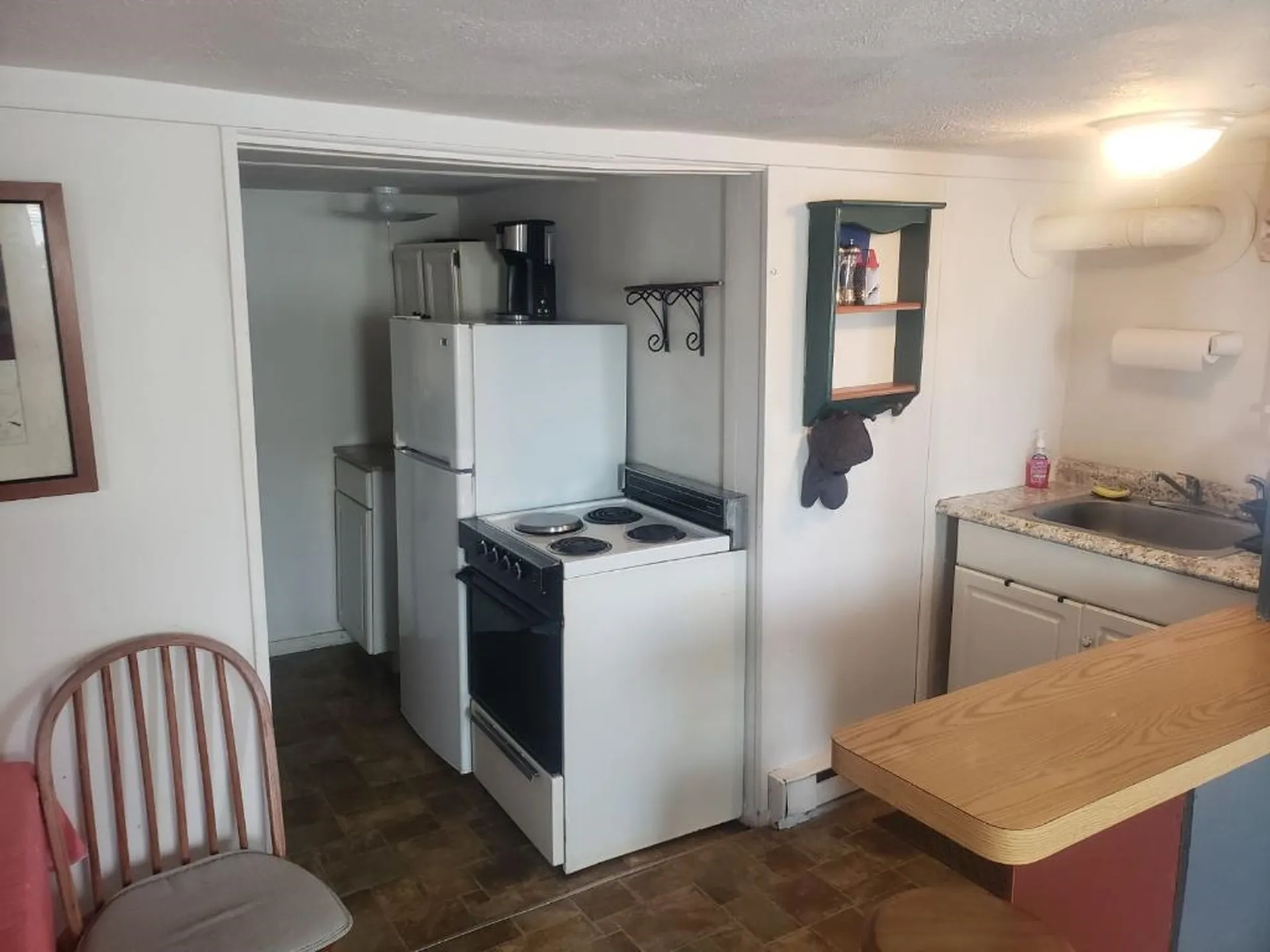 11 Perkins Avenue Hampton NH 03842