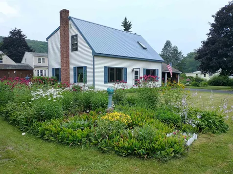 3 Barnes Avenue Lebanon NH 03766