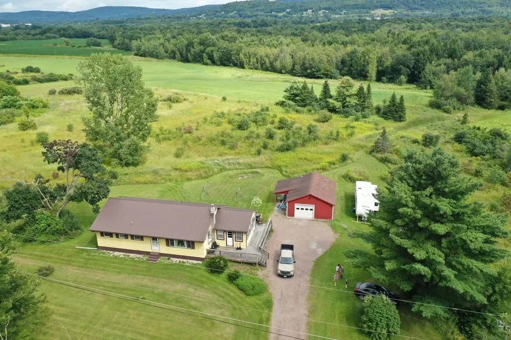 360 Bronson Road Georgia VT 05478