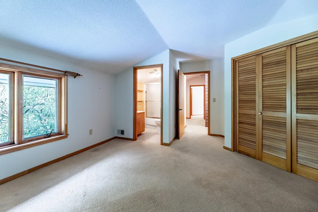 4 Berrill Farms Lane Hanover NH 03755