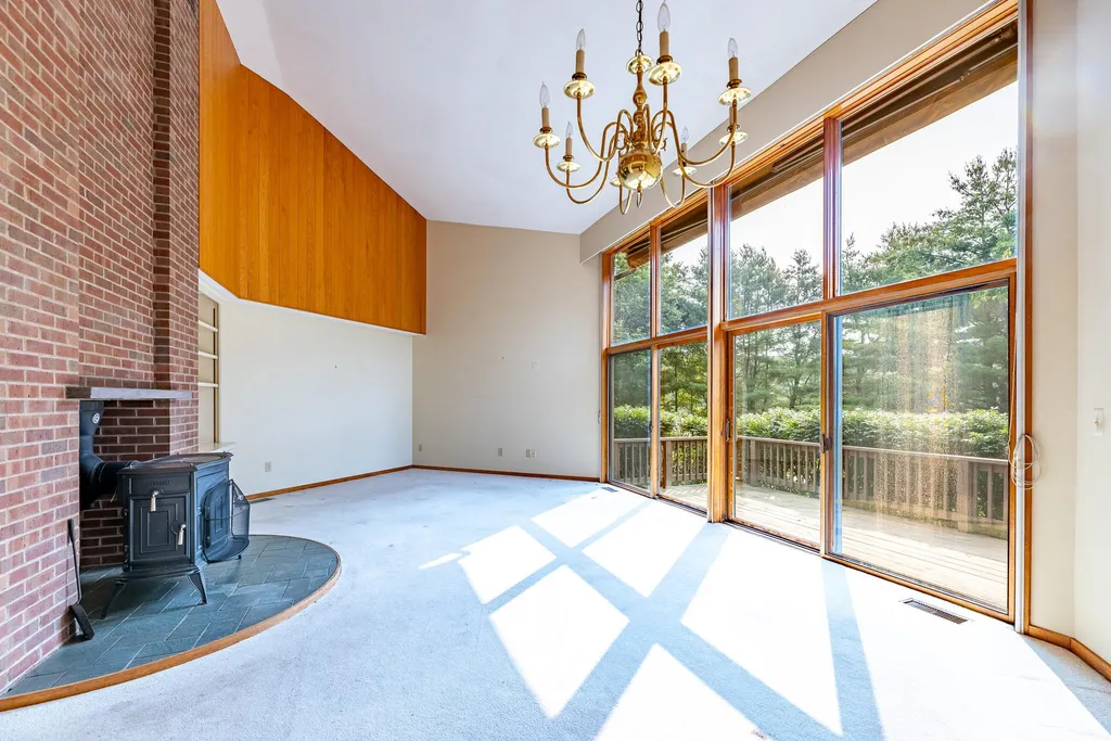 4 Berrill Farms Lane Hanover NH 03755