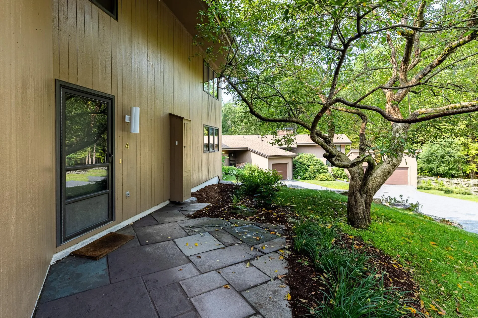 4 Berrill Farms Lane Hanover NH 03755