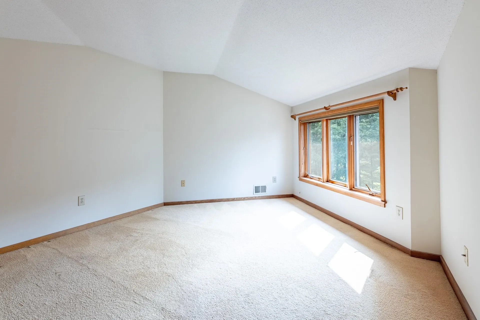 4 Berrill Farms Lane Hanover NH 03755