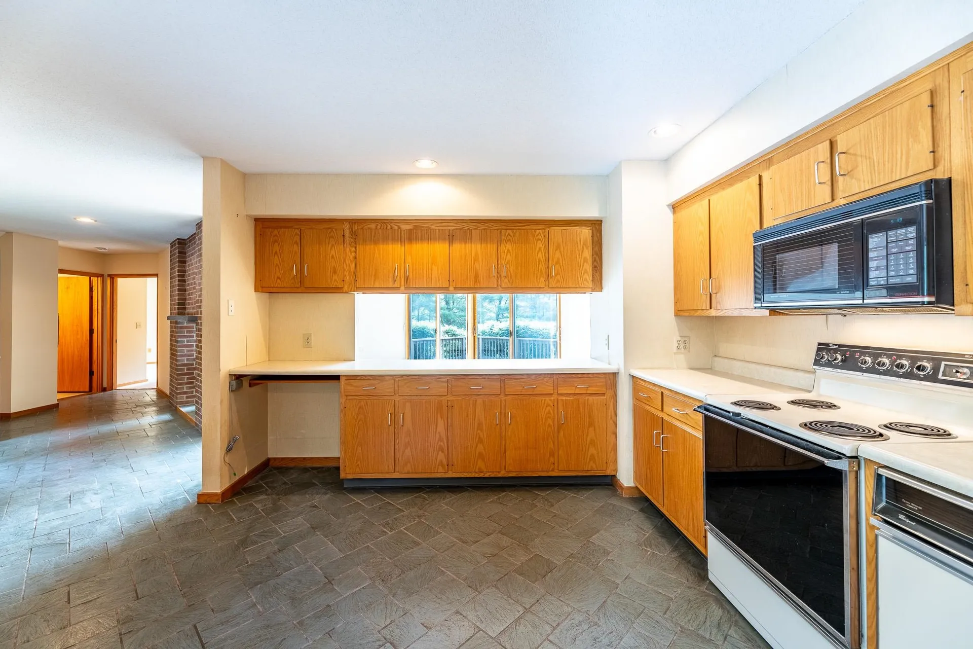 4 Berrill Farms Lane Hanover NH 03755