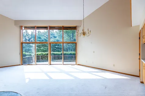 4 Berrill Farms Lane Hanover NH 03755