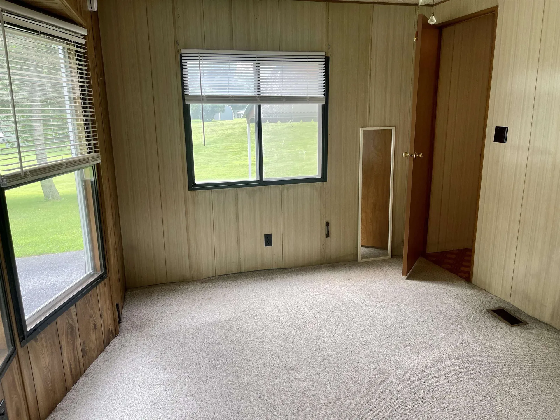 62 Brandon Place Claremont NH 03743