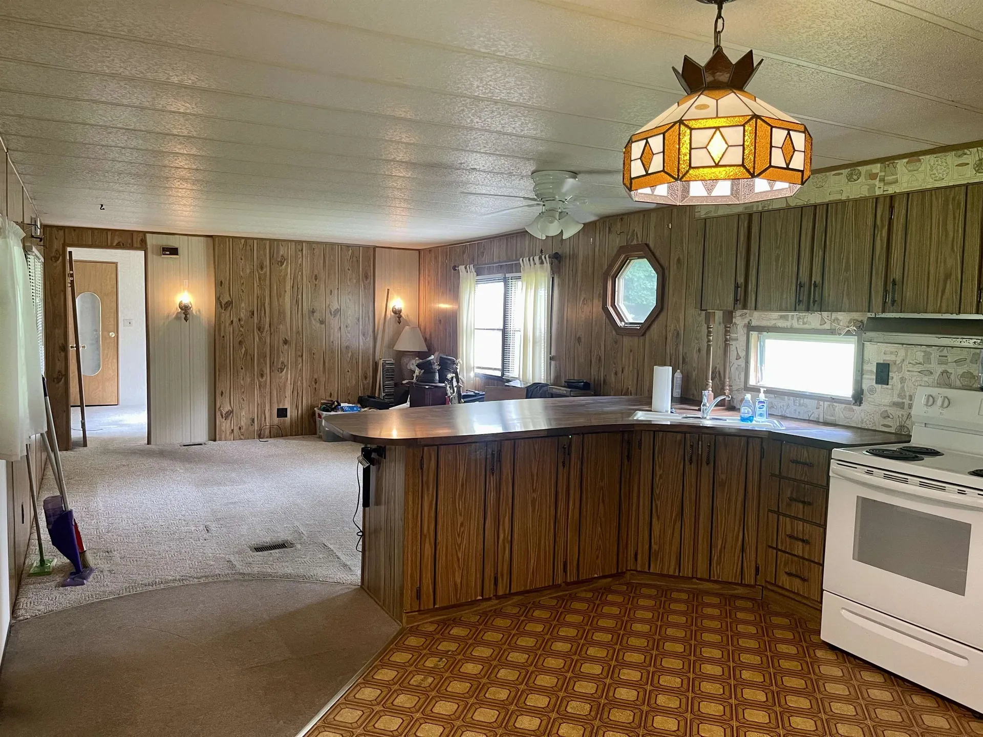 62 Brandon Place Claremont NH 03743