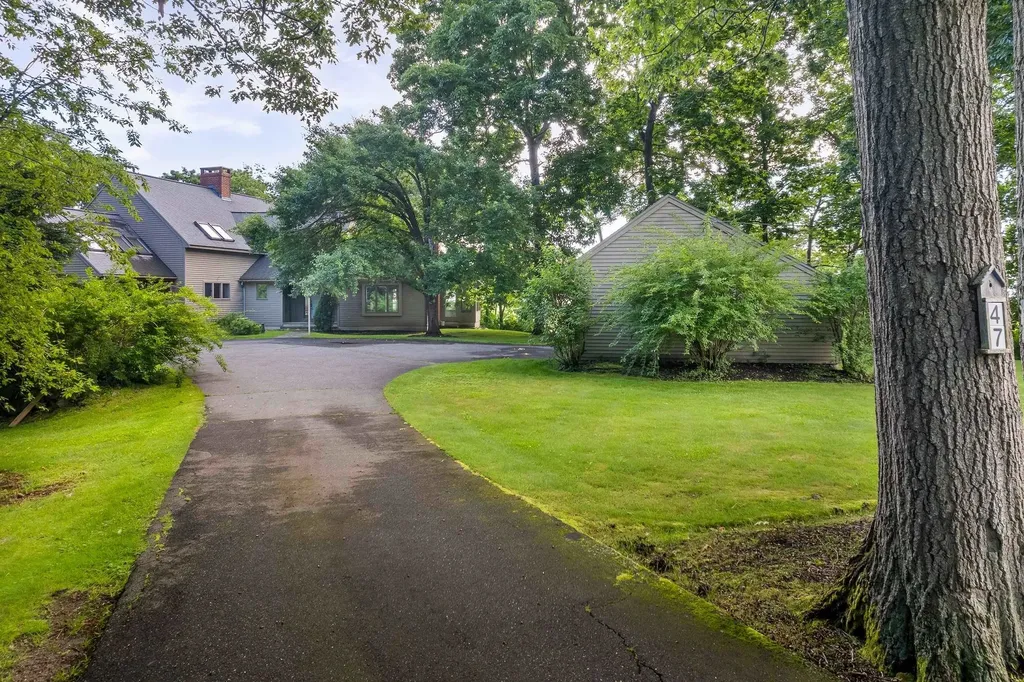 47 Tower Road Kittery ME 03905