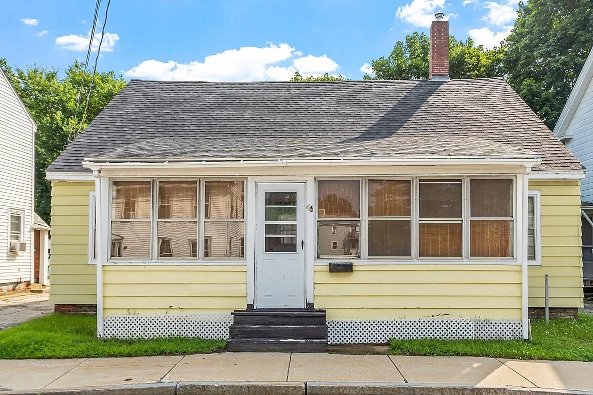 42 Pickering Road Rochester NH 03839