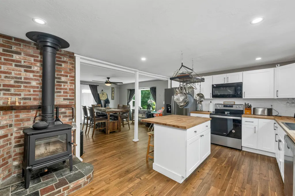 55 New Hampton Road Franklin NH 03235