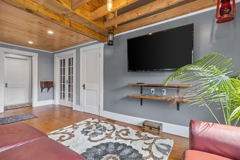54 Spring Street Bristol NH 03222