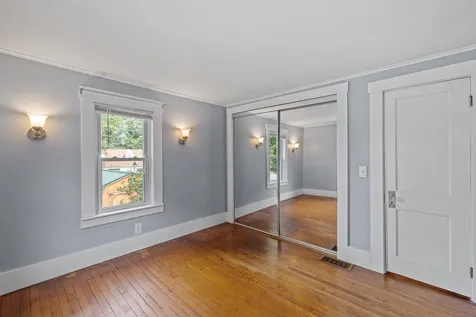 54 Spring Street Bristol NH 03222