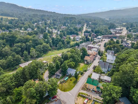 54 Spring Street Bristol NH 03222