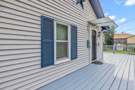 54 Spring Street Bristol NH 03222
