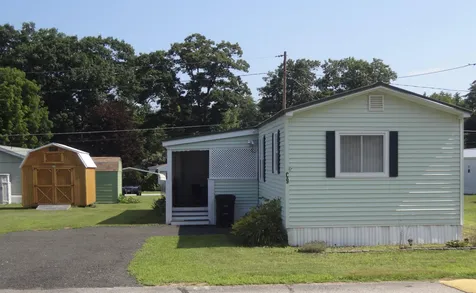 303 Old Lake Shore Road Gilford NH 03249