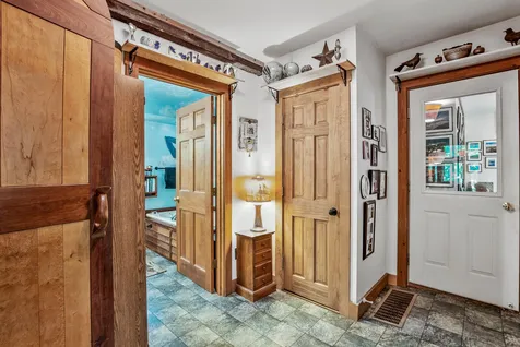 26 Otterville Road New London NH 03257