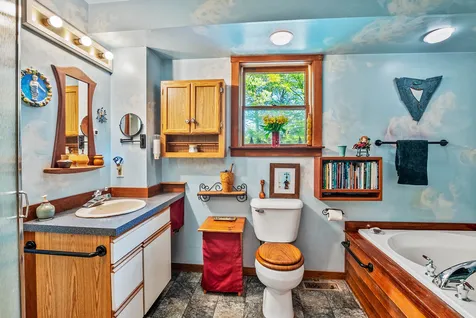 26 Otterville Road New London NH 03257