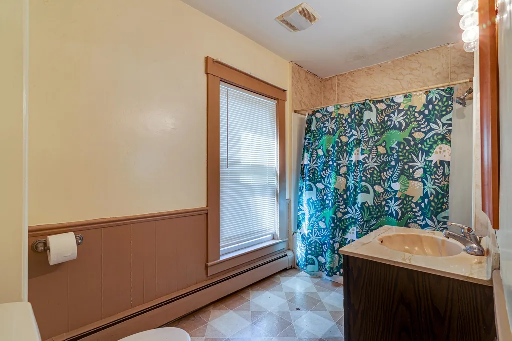 218-220 Washington Street Dover NH 03820