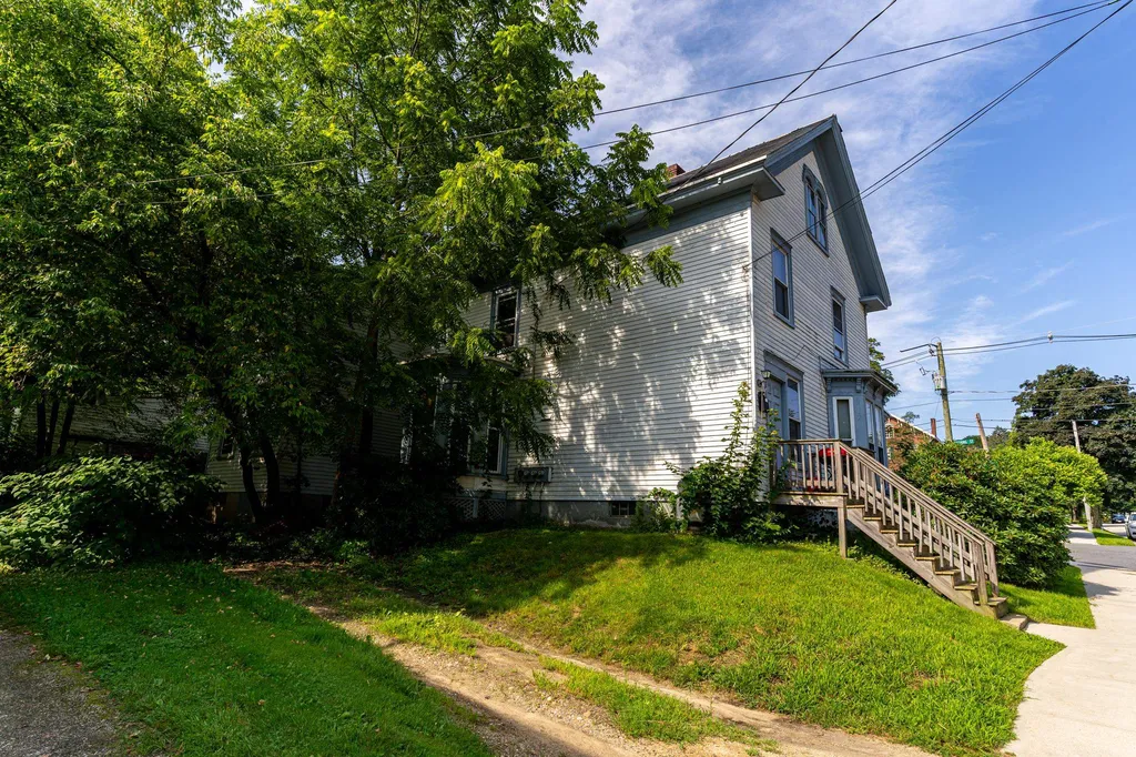 218-220 Washington Street Dover NH 03820