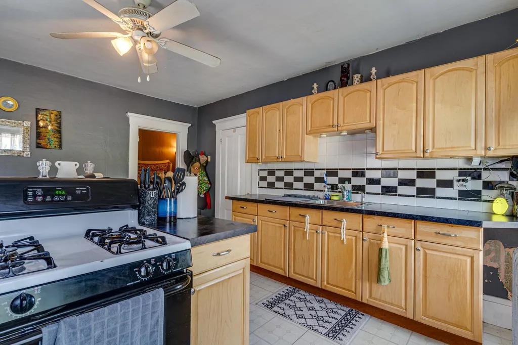218-220 Washington Street Dover NH 03820