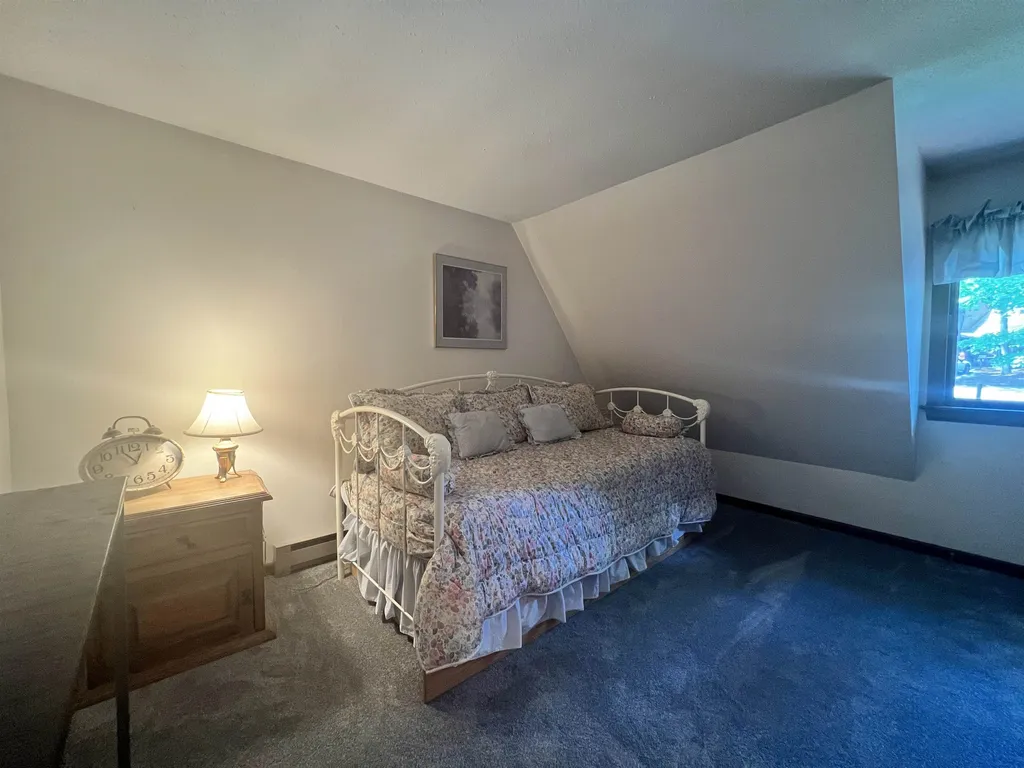 31 Bay Tree Lane Grantham NH 03753
