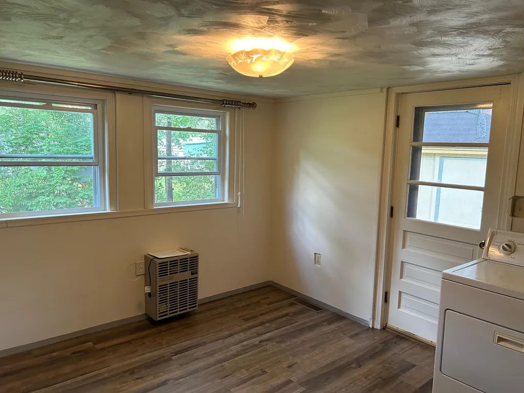 12 Flamingo Drive Concord NH 03303