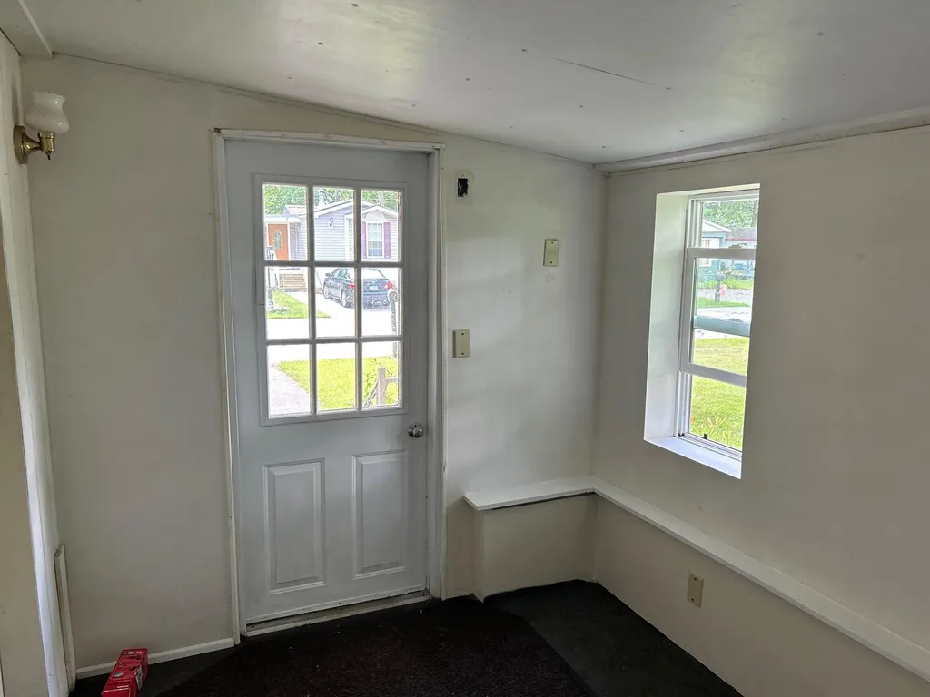 12 Flamingo Drive Concord NH 03303