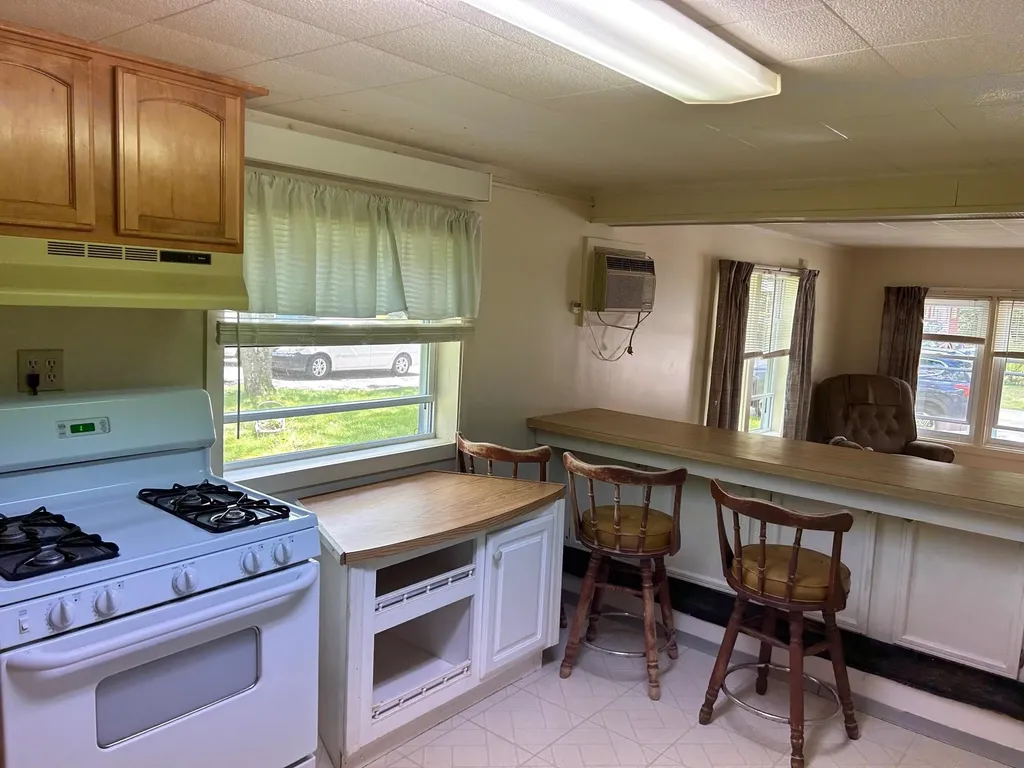 12 Flamingo Drive Concord NH 03303