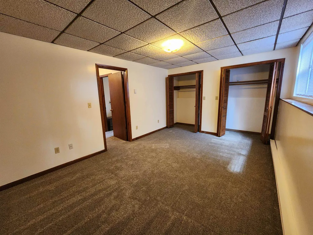 18 Grand Avenue Hudson NH 03051-0000