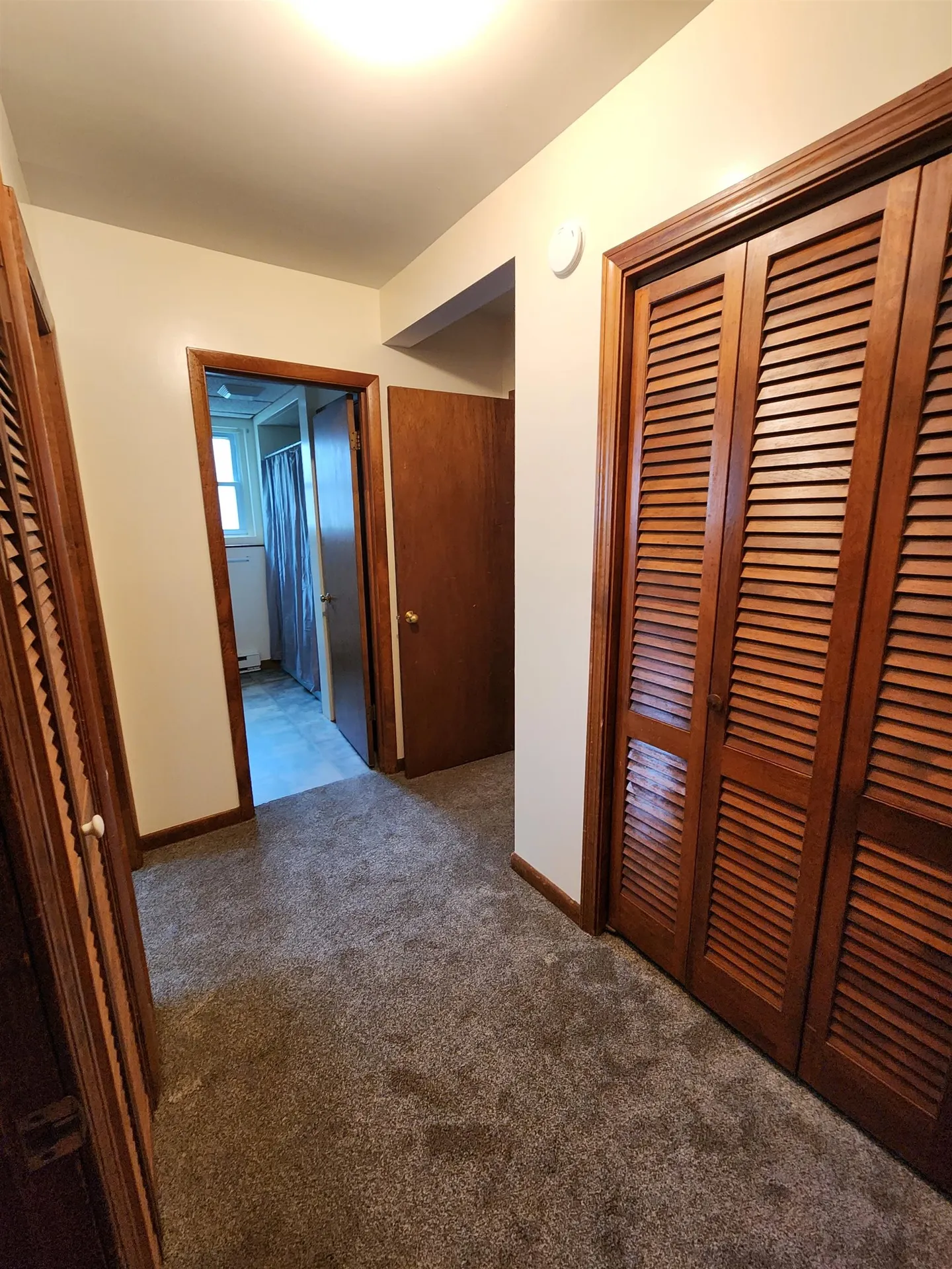 18 Grand Avenue Hudson NH 03051-0000