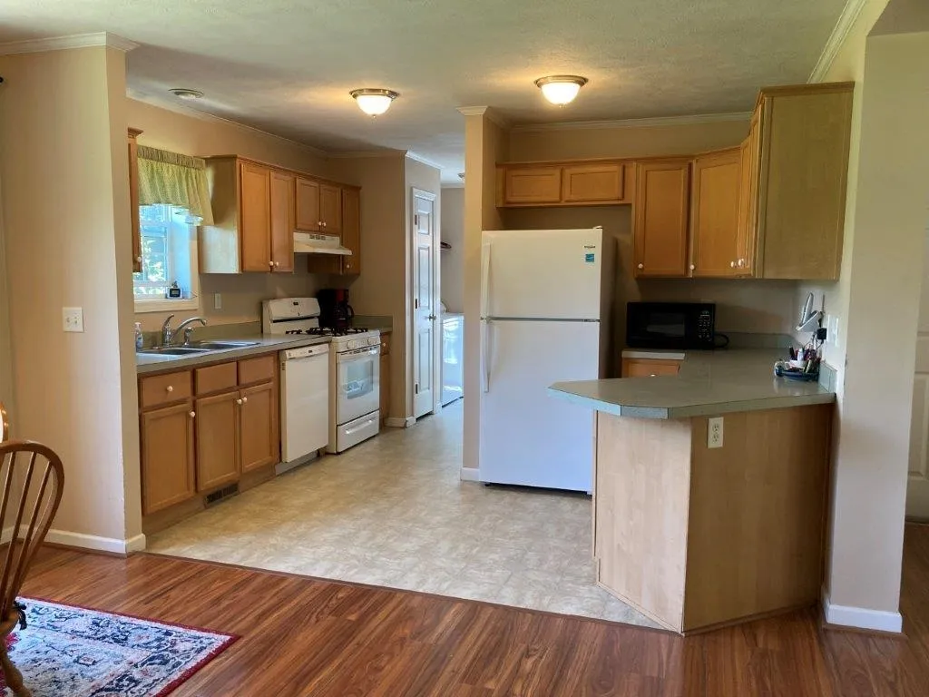 967 Nh Route 118 Canaan NH 03741