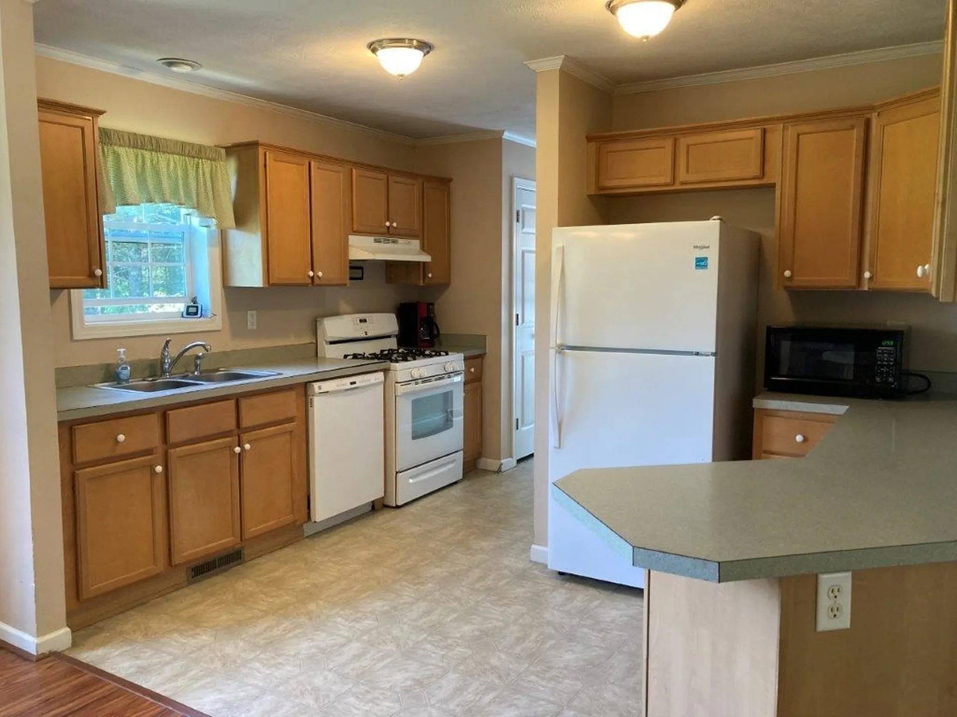 967 Nh Route 118 Canaan NH 03741