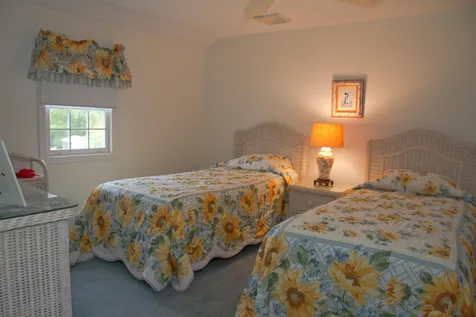16 Kenphil Avenue Rye NH 03870