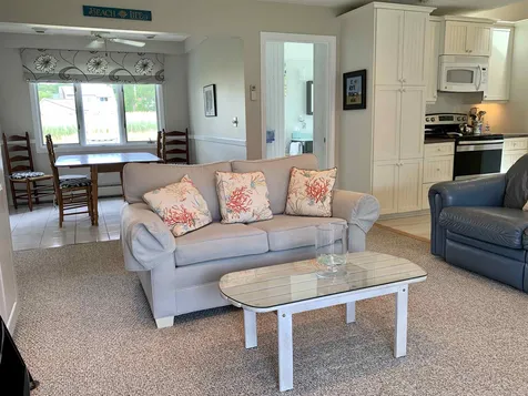 16 Kenphil Avenue Rye NH 03870