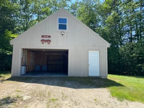 98 Ledge Hill Road Tuftonboro NH 03816