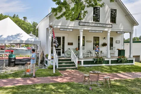 60 North Road Sunapee NH 03782