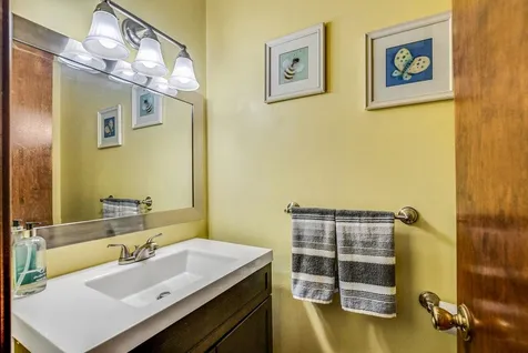 53 Evergreens Drive Laconia NH 03246