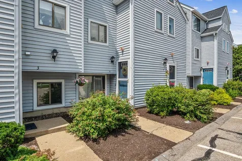 53 Evergreens Drive Laconia NH 03246