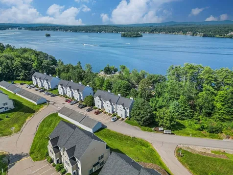 53 Evergreens Drive Laconia NH 03246