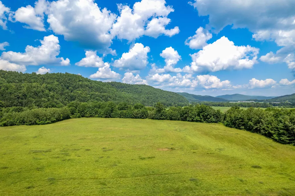 615 Romance Lane Newbury VT 05051