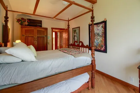 41 Sunset Beach Road South Hero VT 05486